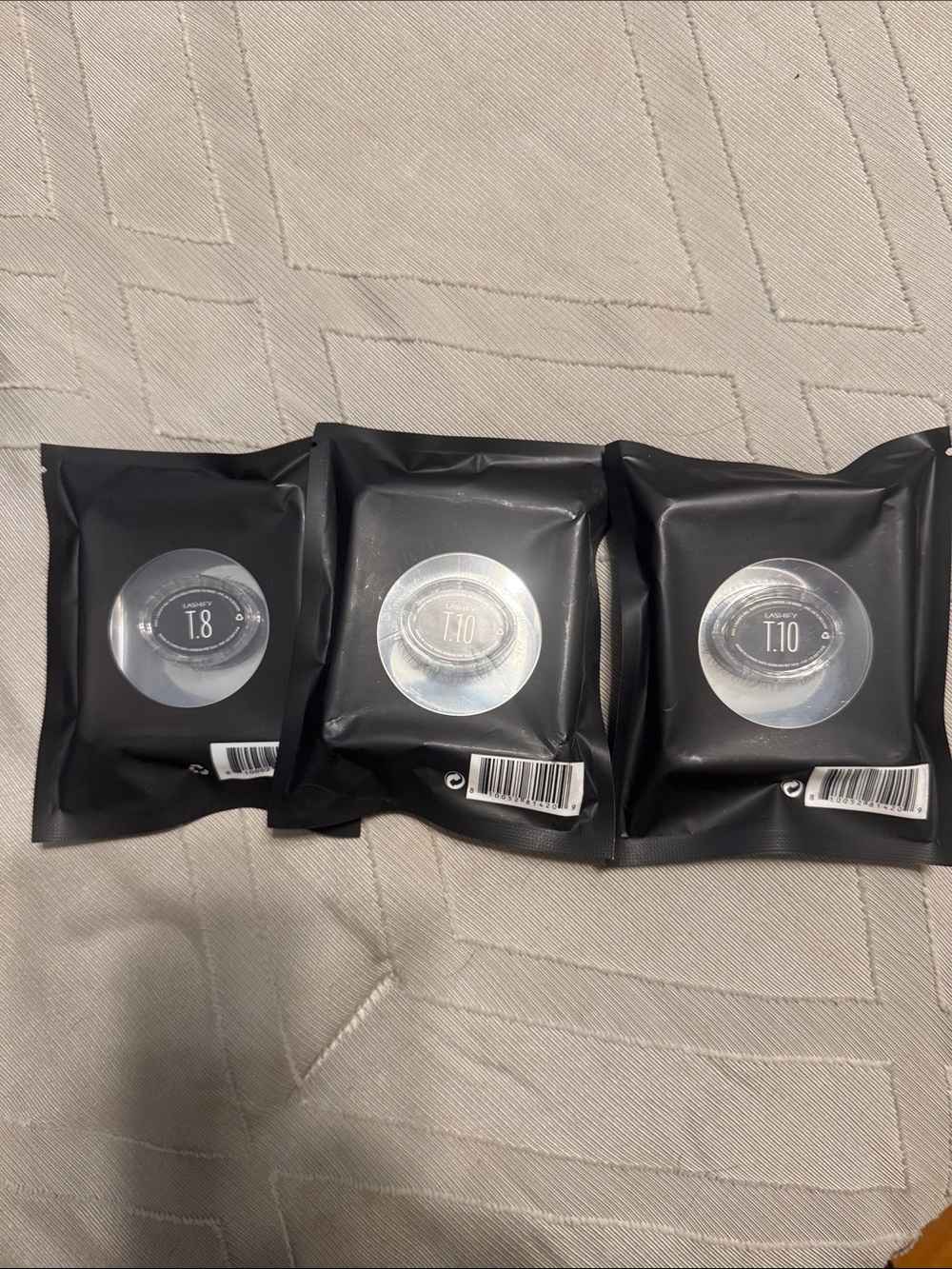 Makeup Sponges Set - Black Packaging, Silver Accents
